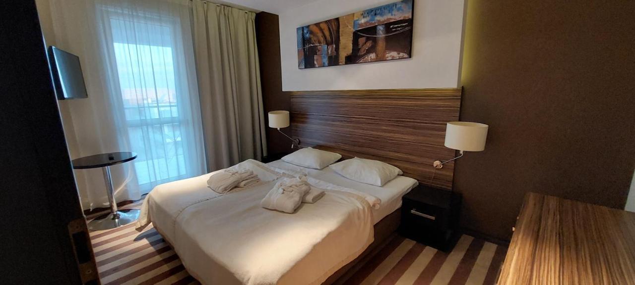 Apartament 2 Pokojowy Prywatny Z Aneksem Kuchennym W Hotelu Diva Kołobrzeg Extérieur photo